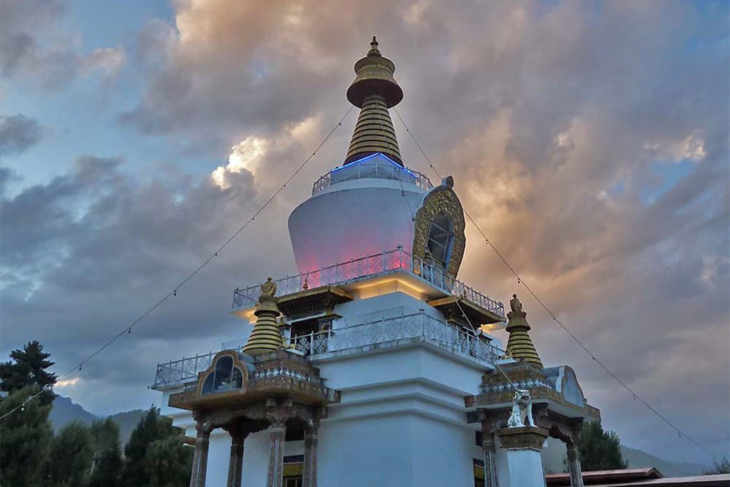 Memorial-chorten1